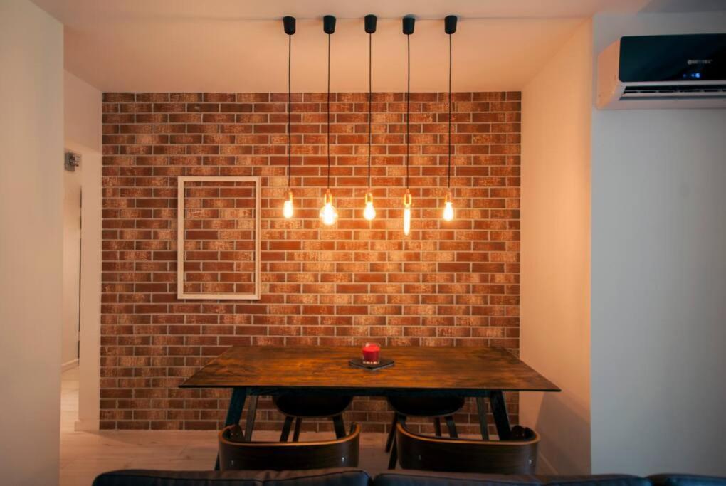 Retro Midtown Apartment Bucureşti Eksteriør bilde