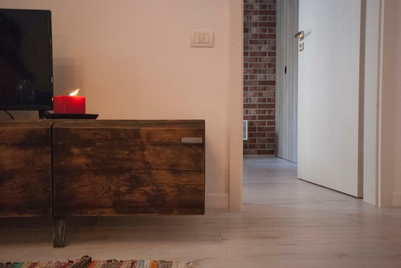 Retro Midtown Apartment Bucureşti Eksteriør bilde