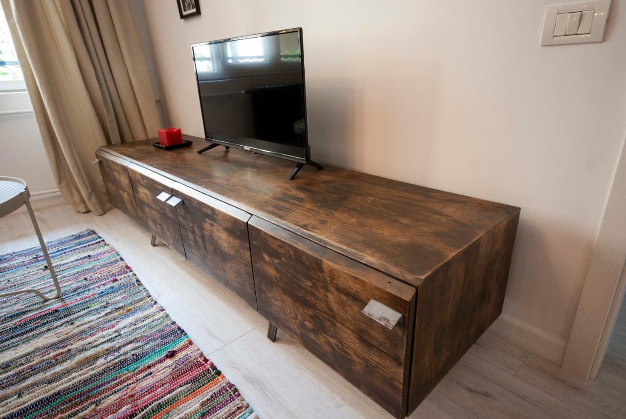 Retro Midtown Apartment Bucureşti Eksteriør bilde
